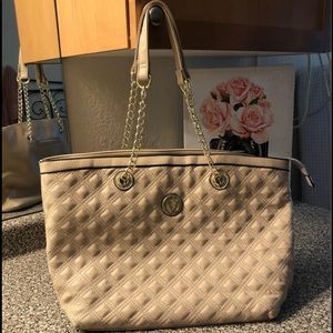 Cute beige purse